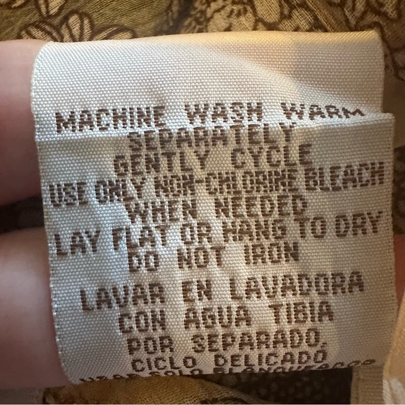 Lots of Love by Speechless Women’s Sheer Top Floral & Lace Ruffle Design Medium - Picture 8 of 8